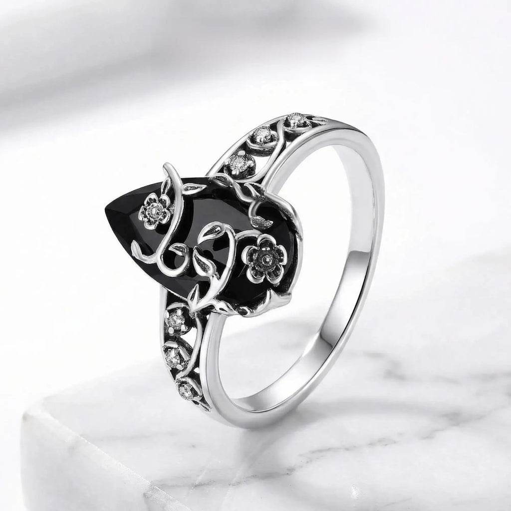 925 Sterling Silver Synthetic Obsidian Ring with Vintage Flower Design